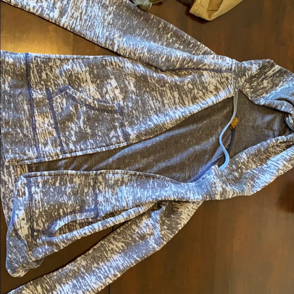 Zip up
